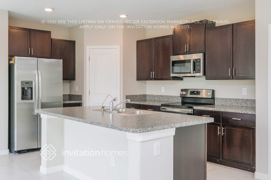 Building Photo - 7115 Amelia Cove Ct