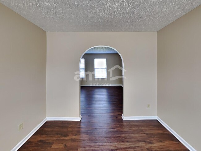 Building Photo - 2967 Wallcrest Blvd