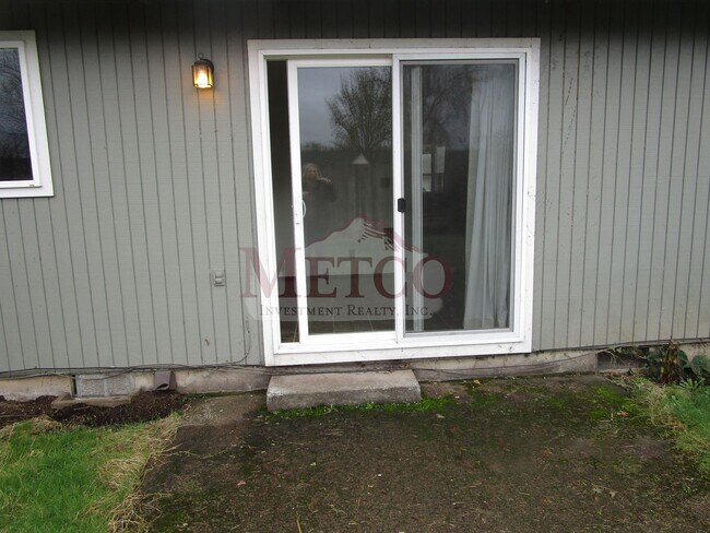 Building Photo - 19703