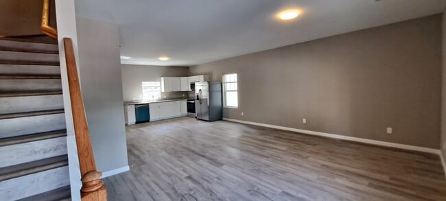 Building Photo - 9115 Cedarpark Ln NW