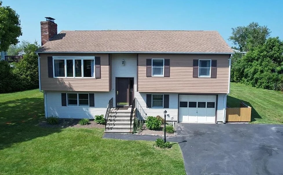 Building Photo - 33 Greene Ln