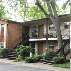 Building Photo - Shadow Oaks / Kimberly Oaks