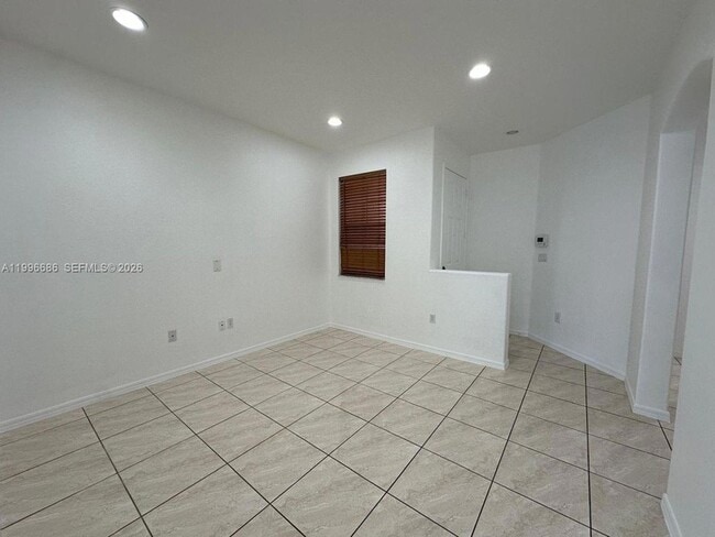 Building Photo - 10985 SW 239th Terrace