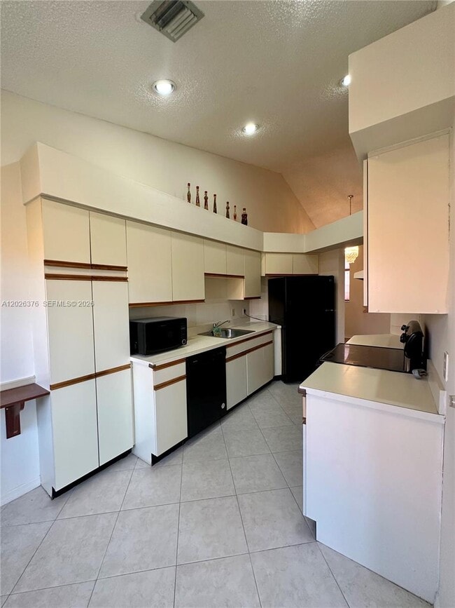 Building Photo - 3176 Arbor Ln