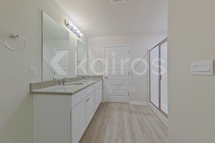 Building Photo - 4618 Malay Cir
