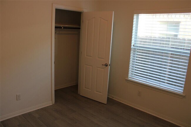 Building Photo - 4318 Payton Manor Ln