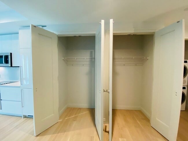 Building Photo - 135 Seaport Blvd