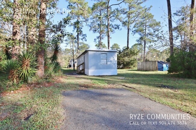 Primary Photo - 2 bed | 1 bath - Dunn Avenue Area