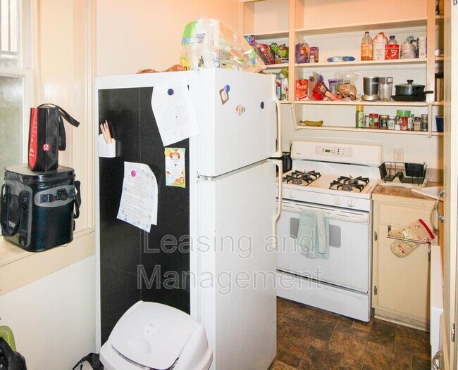 Building Photo - 25 George St