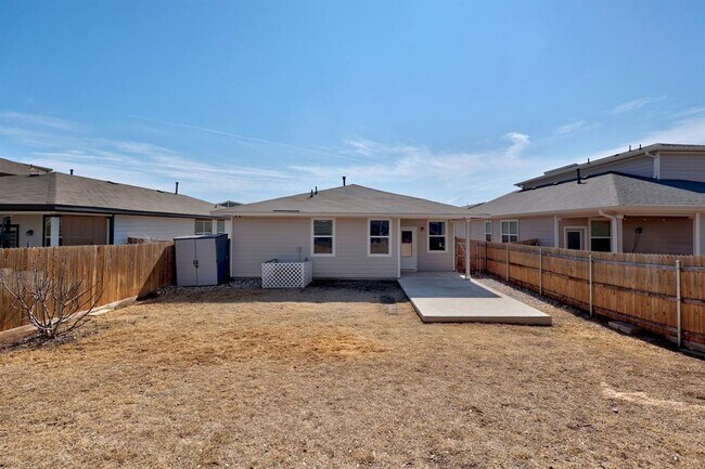 Building Photo - 129 Cupreata Ln