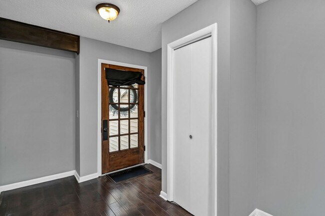 Building Photo - 103 Leeward Rd