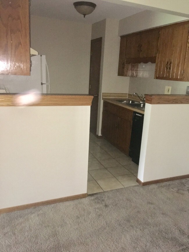 Building Photo - 11610 Blackhawk Ct