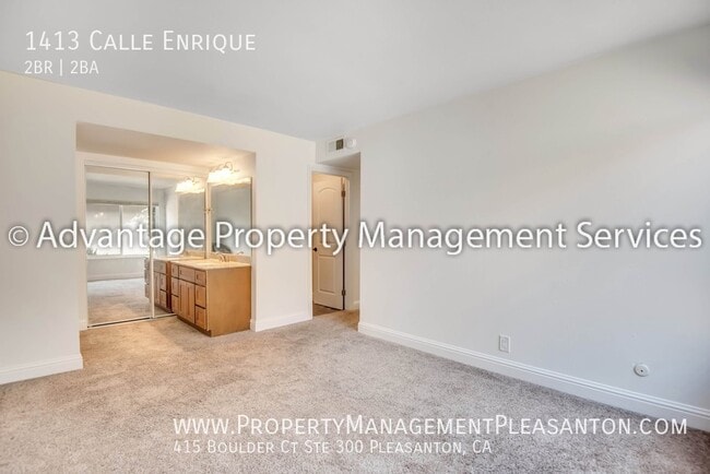 Building Photo - 1413 Calle Enrique