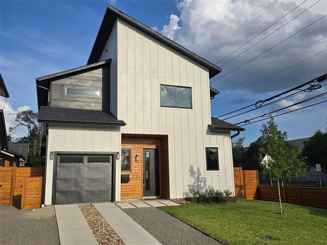 Building Photo - 5301 Grover Ave