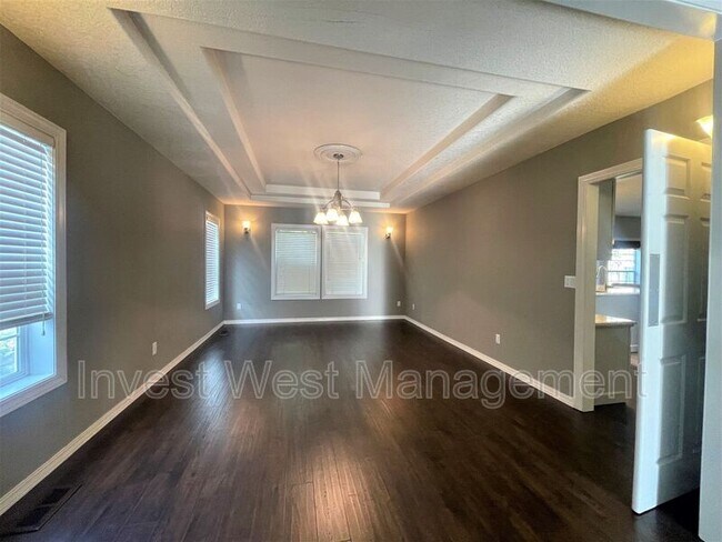 Building Photo - 2525 NW 23rd Ave