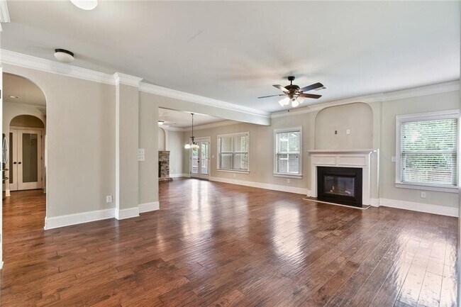 Building Photo - 4530 Fernbrook Pl