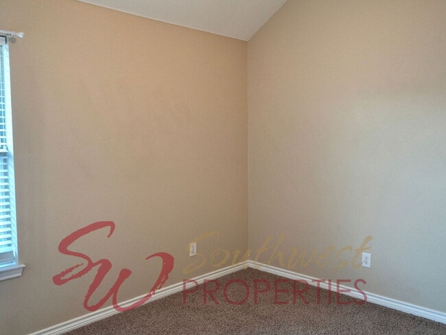 Building Photo - Charming 3 bed, 2 bath rental home with office!