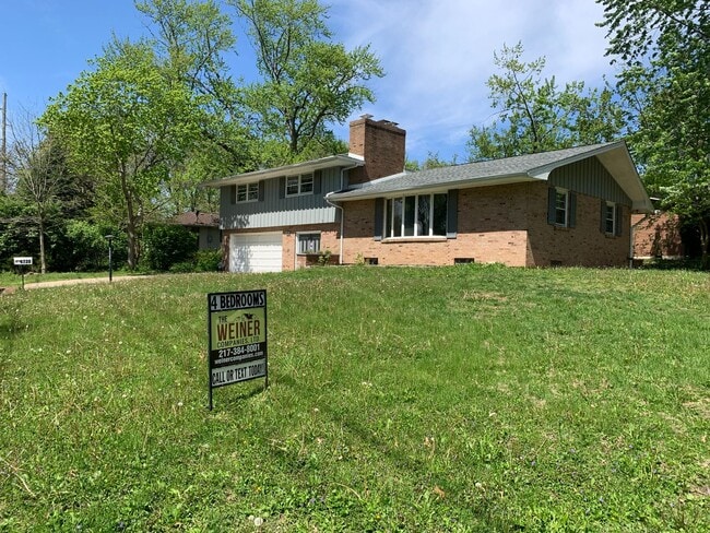 Building Photo - NOW Leasing!