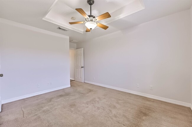 Building Photo - 911 Ruth Cir