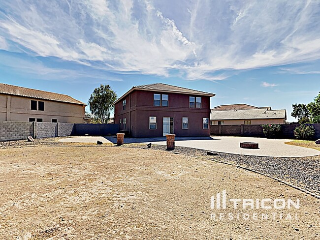 Building Photo - 45438 W Guilder Ave