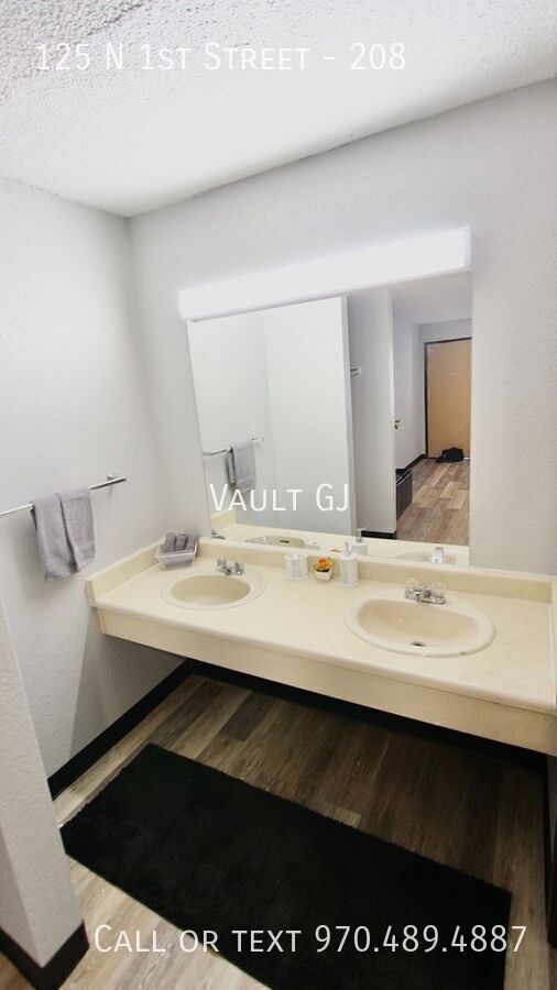 Building Photo - 125 N 1st St