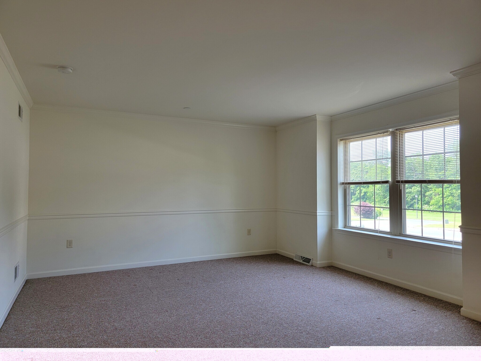 Building Photo - 74 Gable Dr