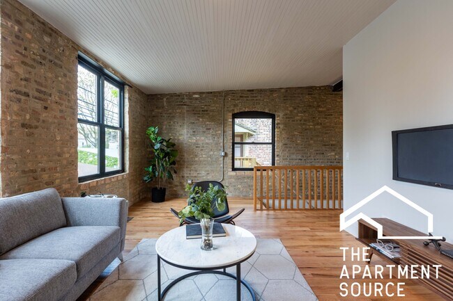 Building Photo - 2228 N Kedzie Blvd