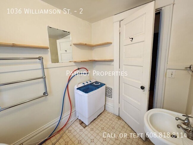 Building Photo - 1036 Williamson St