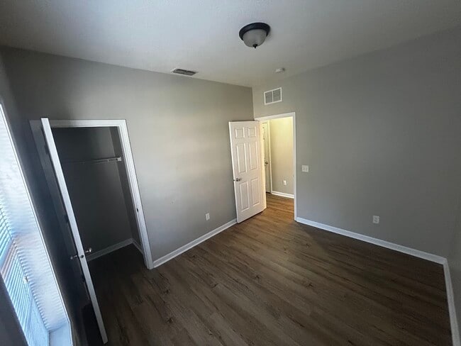 Building Photo - 1501 McPherson Dr