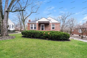 Building Photo - 1441 N Elizabeth Ave