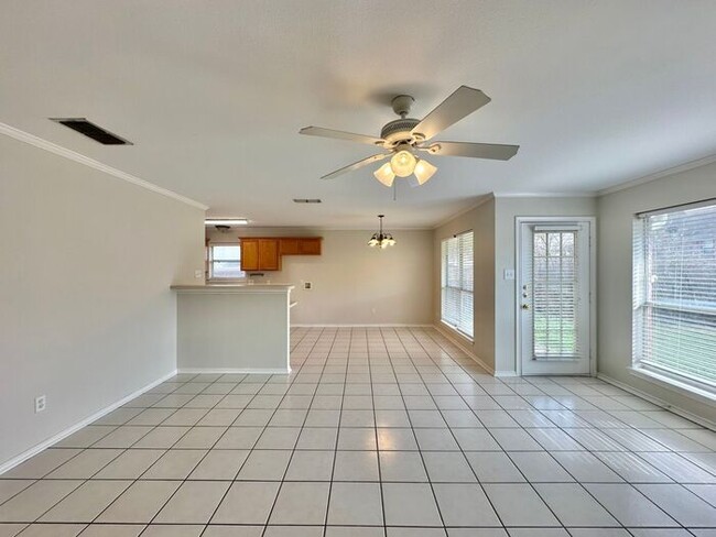 Building Photo - Available Now! Spacious 3 Bedroom 2 Bath D...