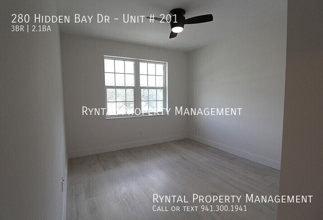 Building Photo - 280 Hidden Bay Dr