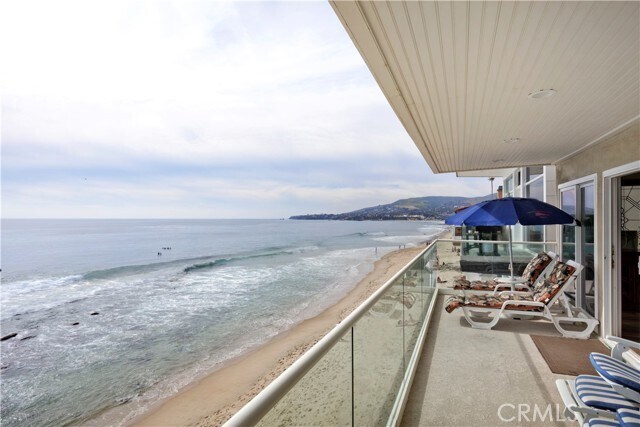 Building Photo - 1249 Ocean Front