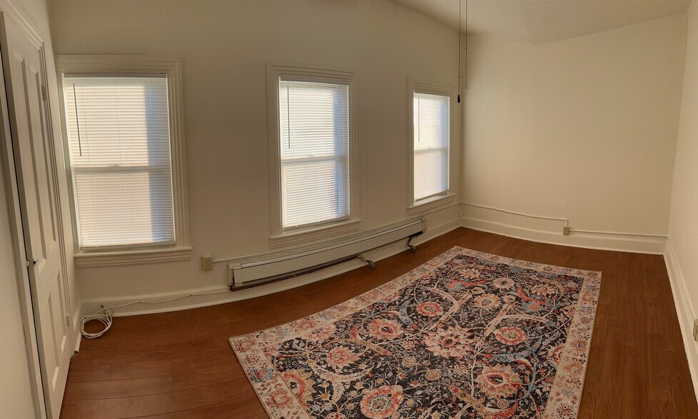 Bedroom 2 - 105 Chambers St