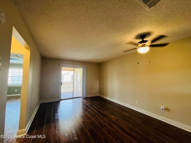 Building Photo - 2963 Sir Hamilton Cir