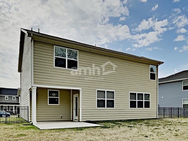 Building Photo - 4328 Longfellow Dr