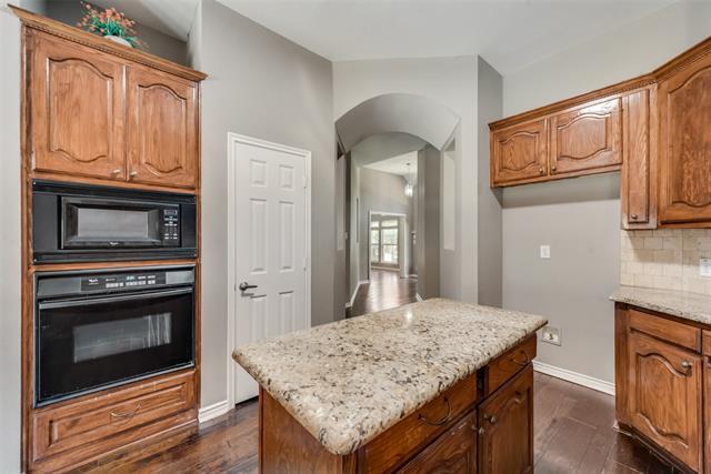 Building Photo - 3759 Voltaire Dr