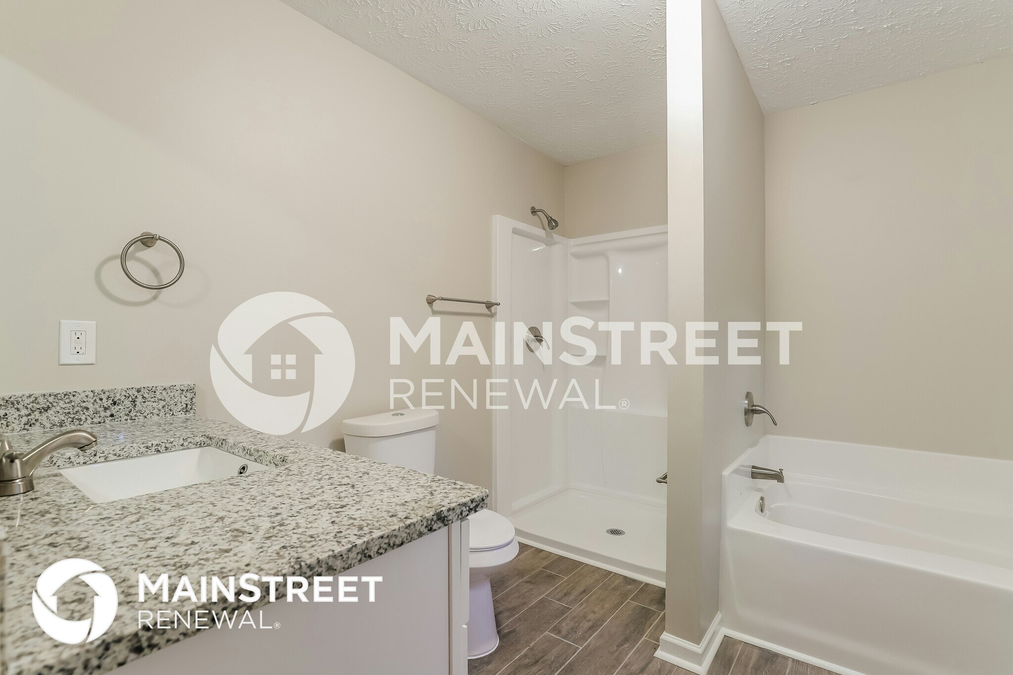 Building Photo - 4641 Laurel Brook Dr