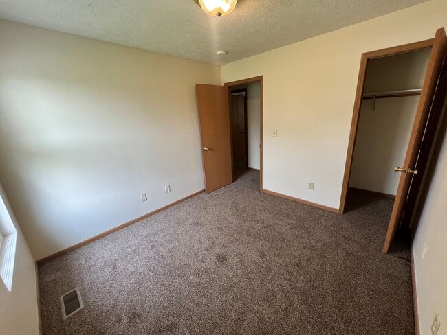 Building Photo - 1528-1530 S 18th St