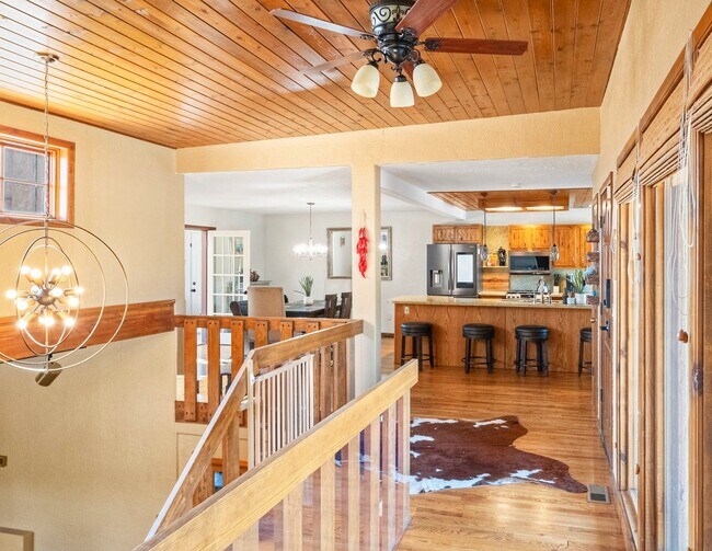 Building Photo - 14 Kreg Ln
