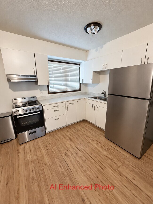 Building Photo - 214 NW Arlan Dr