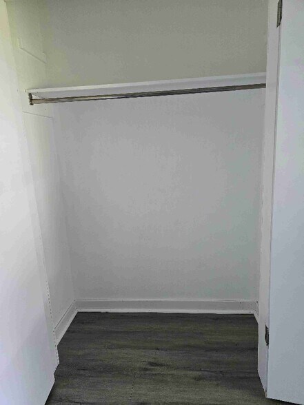 Building Photo - 205 Meade St