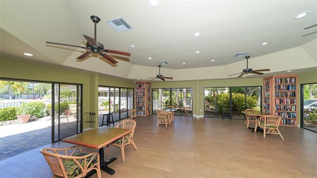 Building Photo - 5400 Eagles Point Cir
