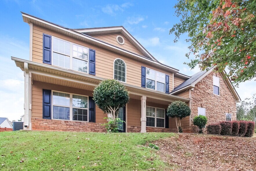 Building Photo - 565 McGiboney Ln