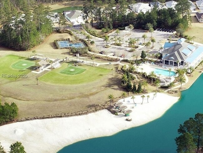 Building Photo - 1388 Good Life Wy