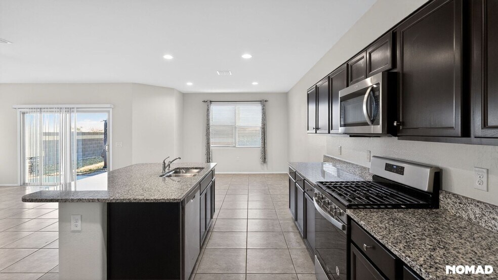 Building Photo - 3090 N Lainey Ln