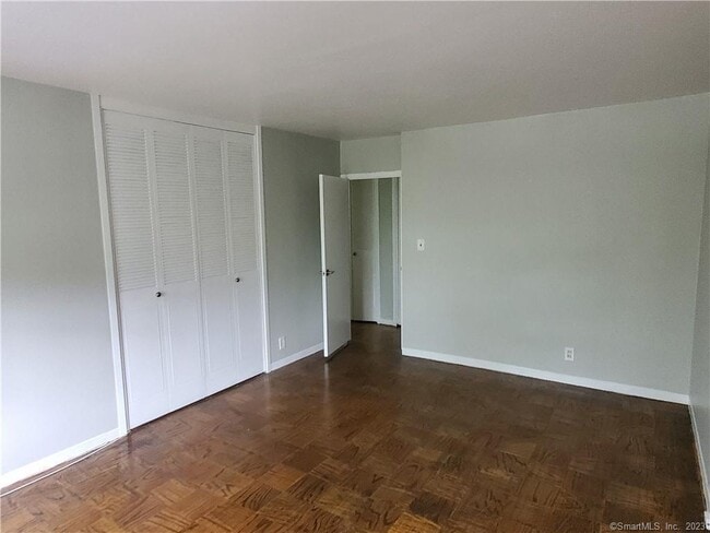 Building Photo - 80 Cartright St