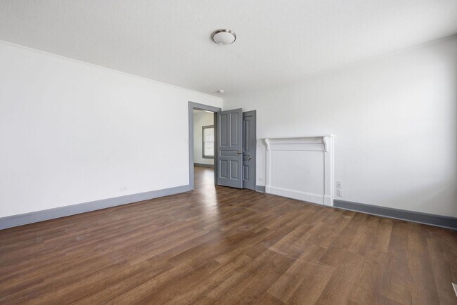 Building Photo - Renovated 2 Bed 1 Bath Home in Erwin