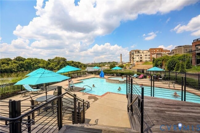 Building Photo - 4820 Old Main St