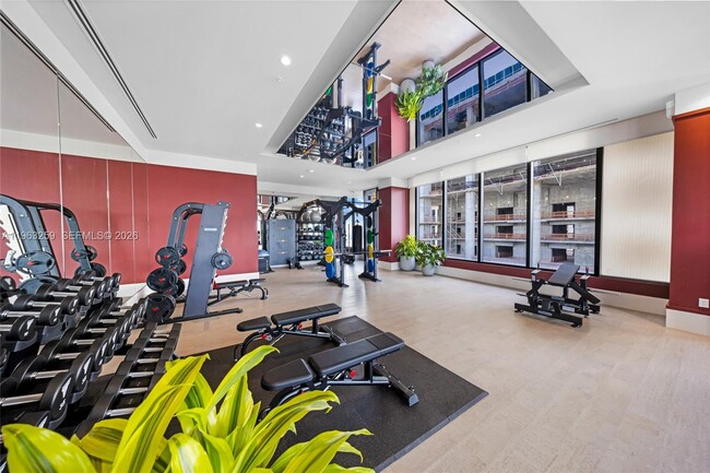 Building Photo - 11 NE 6th St